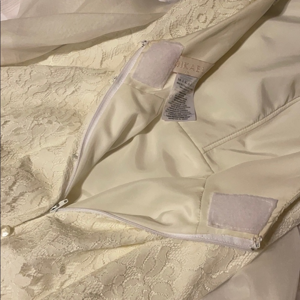 Wedding dress - Picture 9 of 9